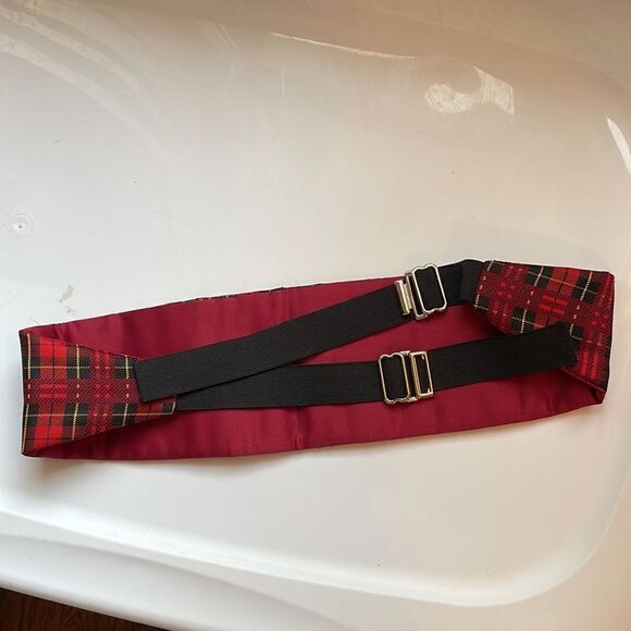Vintage silk black & red plaid bow tie & cummerbund set - Picture 5 of 6